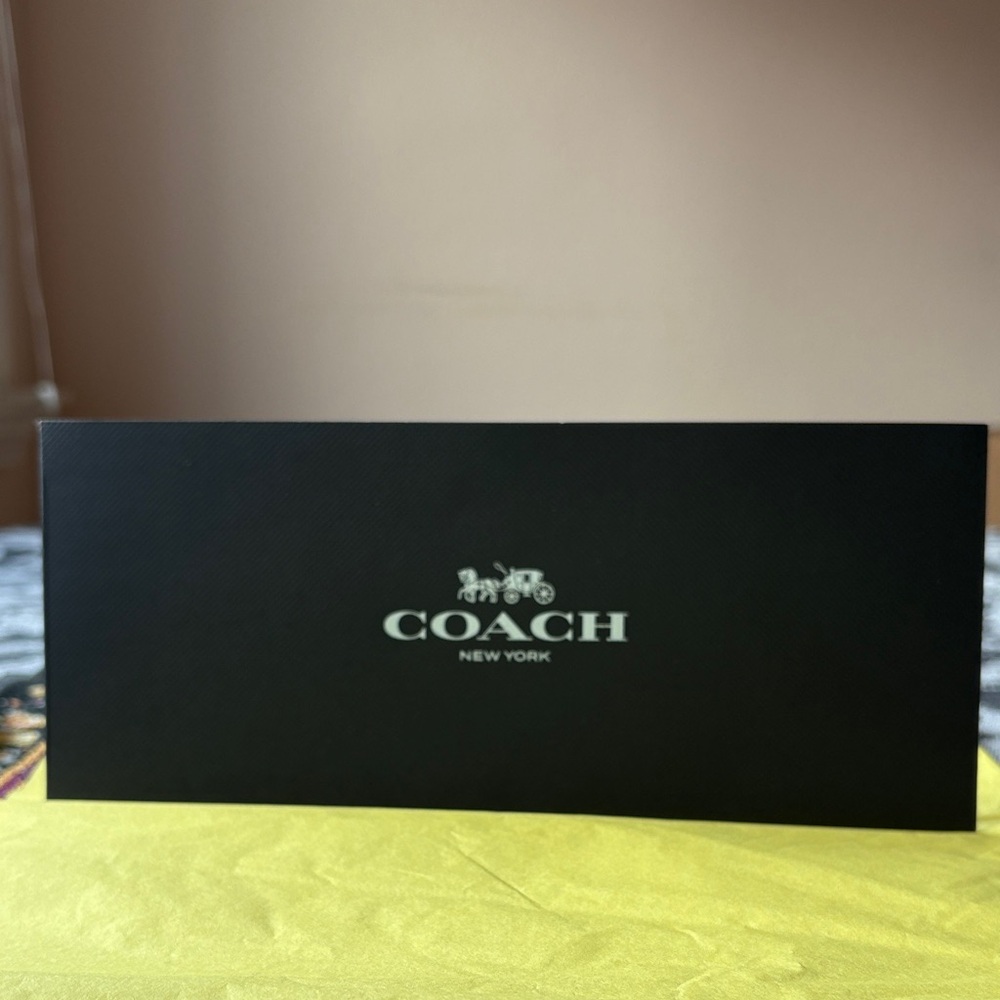 🖤❤️🖤 COACH ENVELOPE SLEEVE 🖤❤️🖤